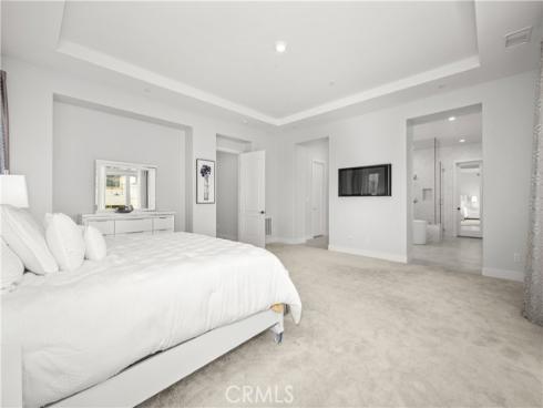 85  Spacial  , Irvine, CA