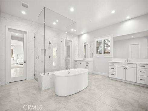 85  Spacial  , Irvine, CA