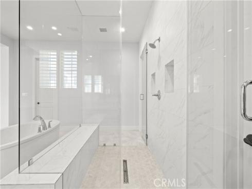 85  Spacial  , Irvine, CA