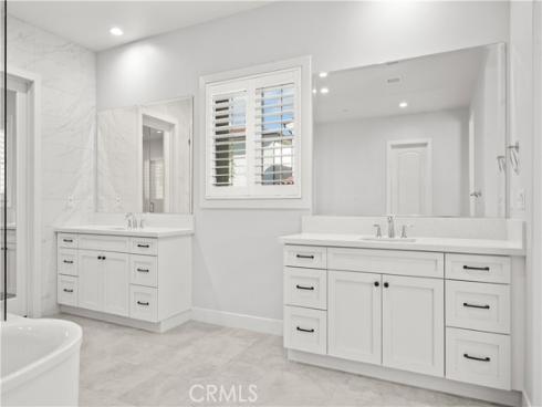 85  Spacial  , Irvine, CA