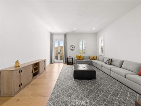 67  Kite  , Irvine, CA