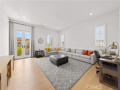 67  Kite  , Irvine, CA