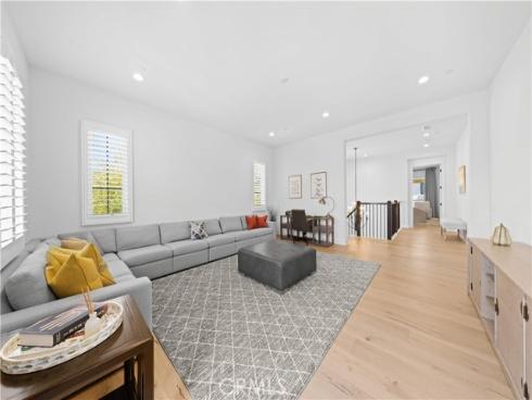 67  Kite  , Irvine, CA