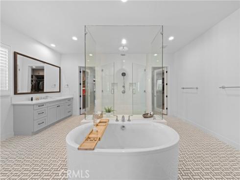 67  Kite  , Irvine, CA