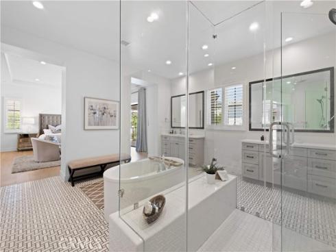 67  Kite  , Irvine, CA