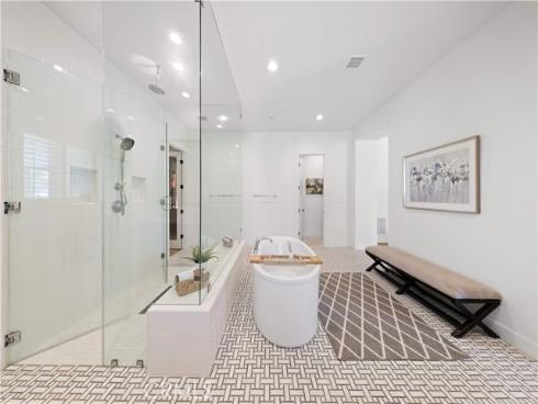 67  Kite  , Irvine, CA