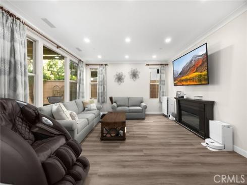 78  Melville  , Irvine, CA