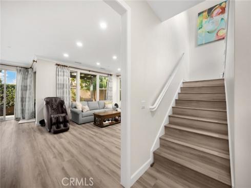 78  Melville  , Irvine, CA