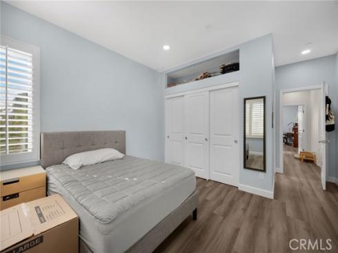 78  Melville  , Irvine, CA