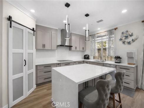 78  Melville  , Irvine, CA