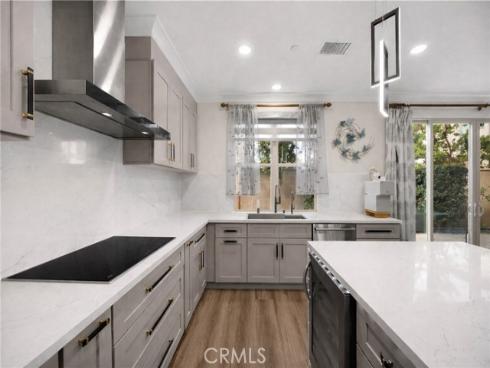 78  Melville  , Irvine, CA