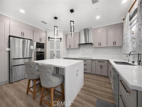 78  Melville  , Irvine, CA