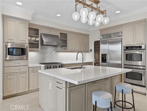 113  Bottlebrush  , Irvine, CA