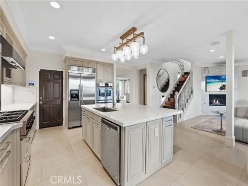 113  Bottlebrush  , Irvine, CA