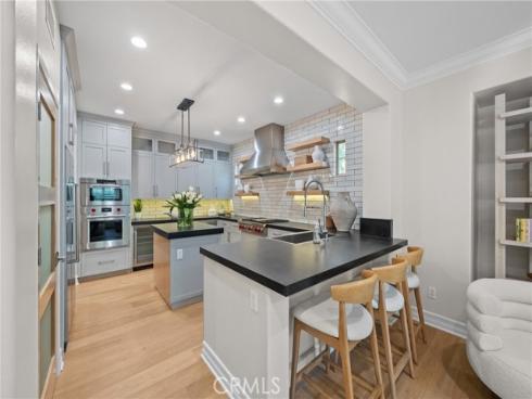 30  Shade Tree  , Irvine, CA