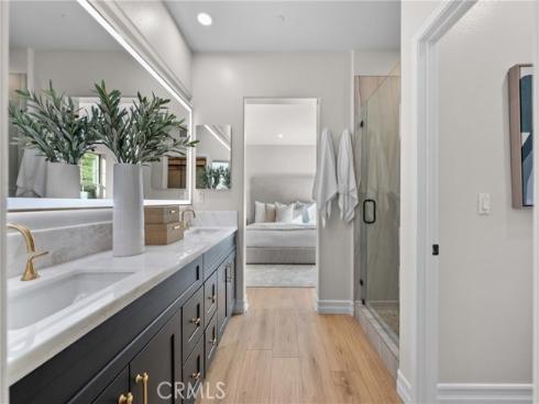 30  Shade Tree  , Irvine, CA