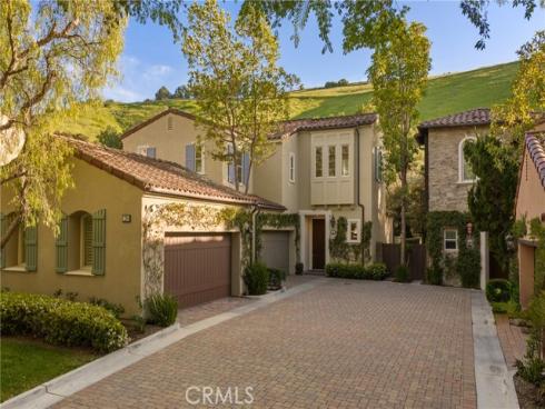 30  Shade Tree  , Irvine, CA