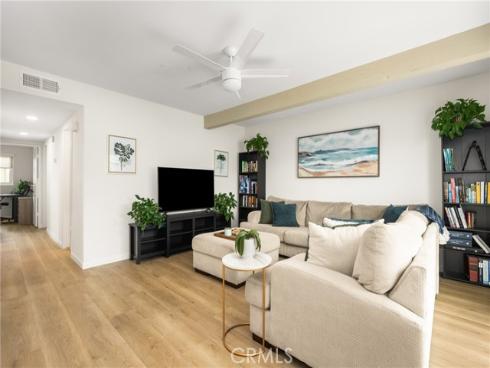 16 Oval , Irvine, CA