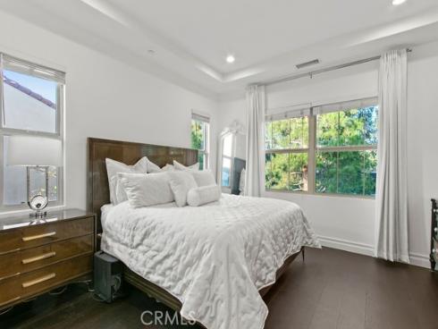 120 Gemstone , Irvine, CA