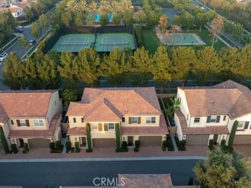 120 Gemstone , Irvine, CA