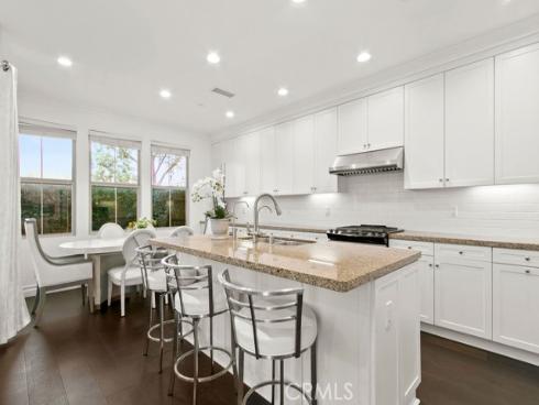 120 Gemstone , Irvine, CA