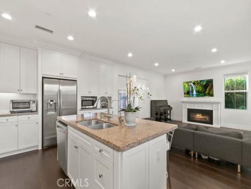 120 Gemstone , Irvine, CA