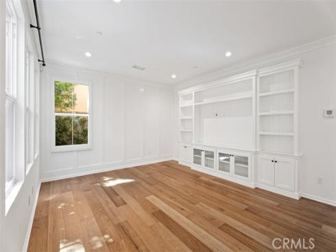 104 Working , Irvine, CA