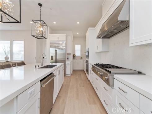 127 Merit , Irvine, CA