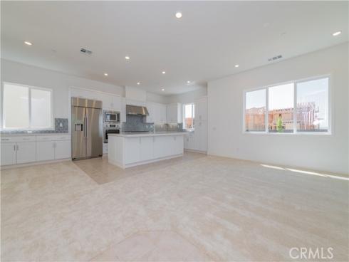 414 Treble , Irvine, CA