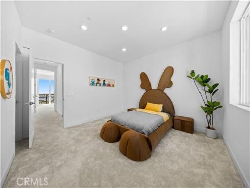 102 Abacus , Irvine, CA