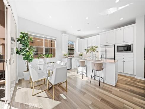 206  Milky  , Irvine, CA