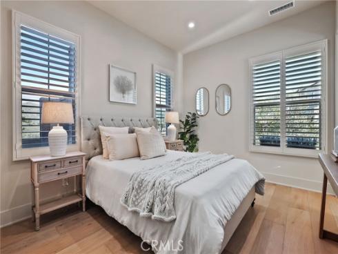 139 Oakstone , Irvine, CA