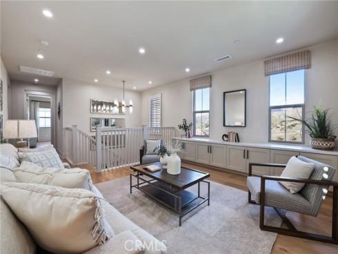 139 Oakstone , Irvine, CA