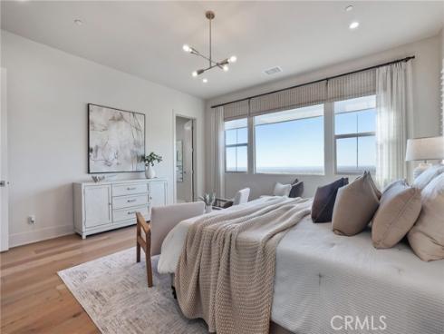 139 Oakstone , Irvine, CA