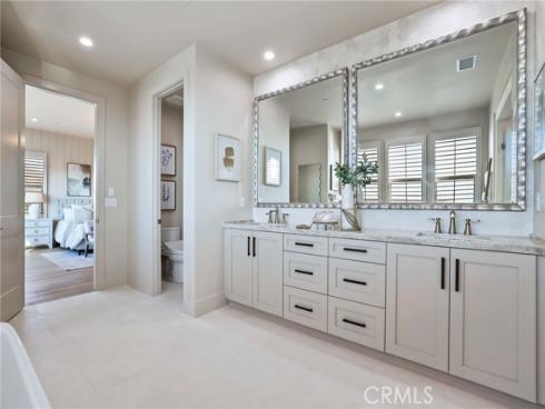 139 Oakstone , Irvine, CA