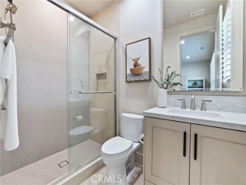 139 Oakstone , Irvine, CA