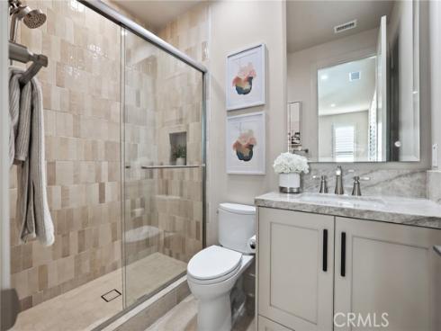 139 Oakstone , Irvine, CA