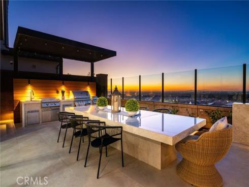 139 Oakstone , Irvine, CA