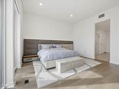 1604  Rivington  , Irvine, CA