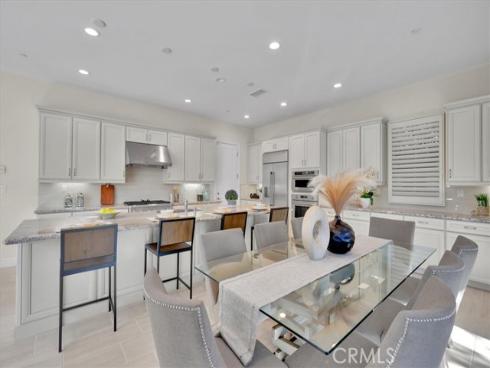 106  Cordial  , Irvine, CA