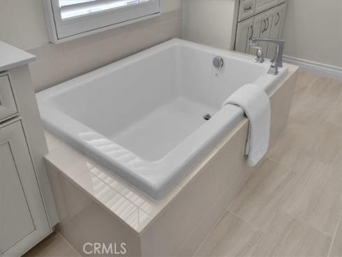 106  Cordial  , Irvine, CA