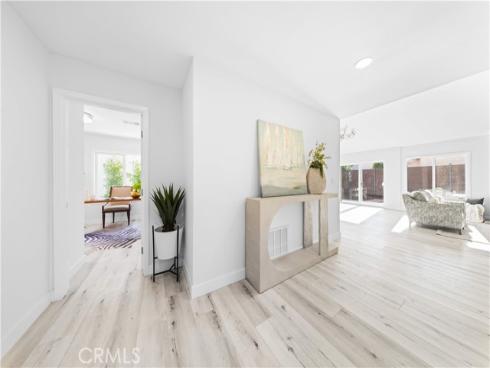 39  Cape Cod  , Irvine, CA