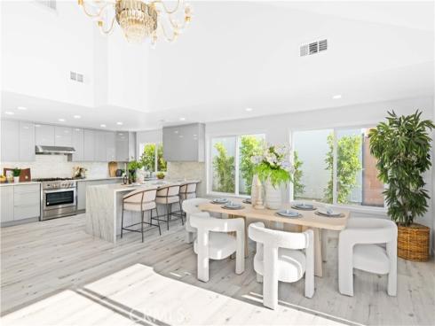 39  Cape Cod  , Irvine, CA