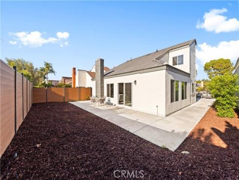 39  Cape Cod  , Irvine, CA