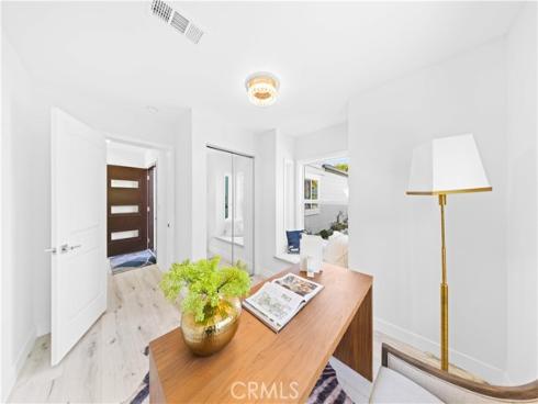 39  Cape Cod  , Irvine, CA