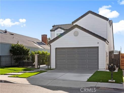 39  Cape Cod  , Irvine, CA