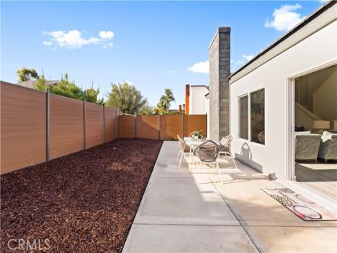 39  Cape Cod  , Irvine, CA