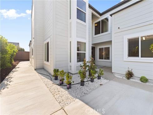 39  Cape Cod  , Irvine, CA