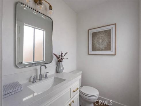 112 Oxford 42 , Irvine, CA