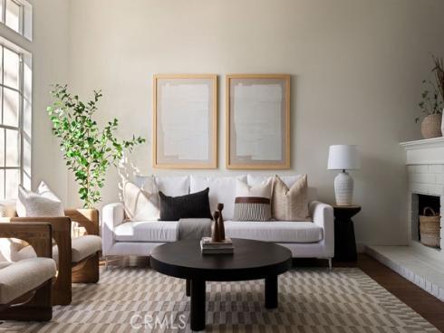 112 Oxford 42 , Irvine, CA